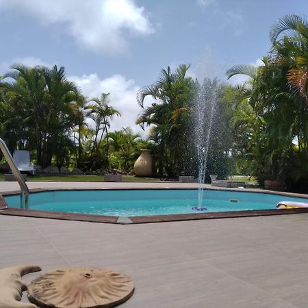 L'Aseta Paradise Grand-Bourg  Exterior photo